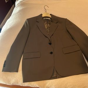 Oversized medium Gray Blazer. Excellent condition.